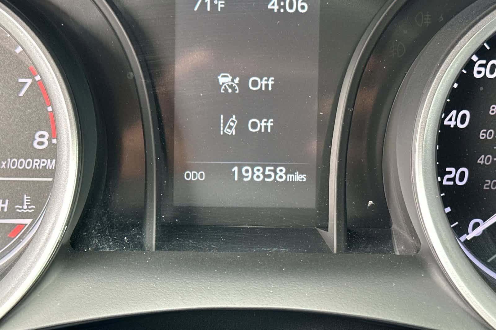 Used 2023 Toyota Camry LE FWD image 23