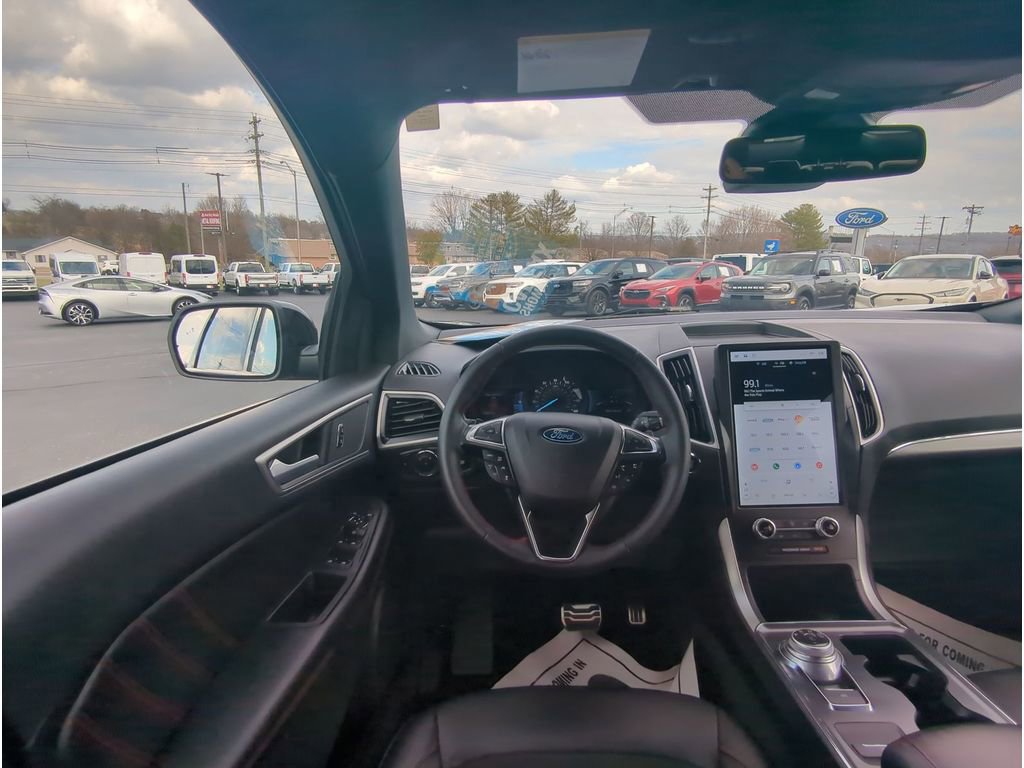 Certified 2024 Ford Edge ST-Line w/ Class II Trailer Tow Package image 14