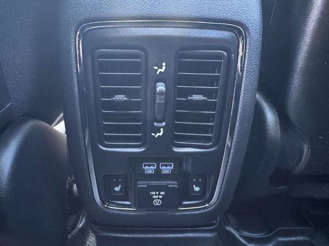 Used 2019 Jeep Grand Cherokee Limited w/ Luxury Group II image 28