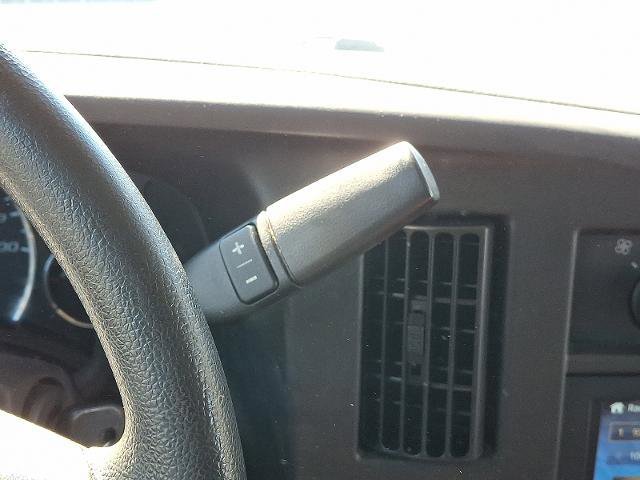 Used 2020 Chevrolet Express 2500 w/ Driver Convenience Package image 12