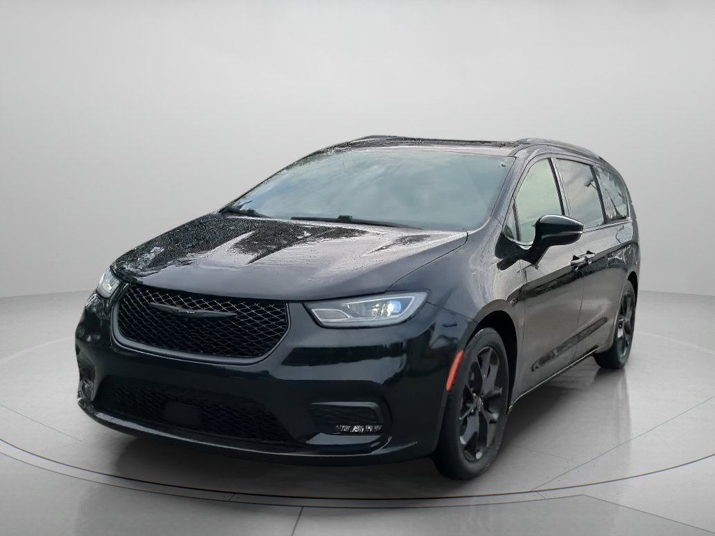 Used 2025 Chrysler Pacifica Limited FWD image 7