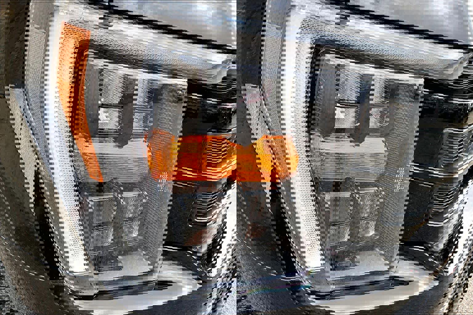 Certified 2023 Ford F150 XLT w/ Equipment Group 302A High image 28