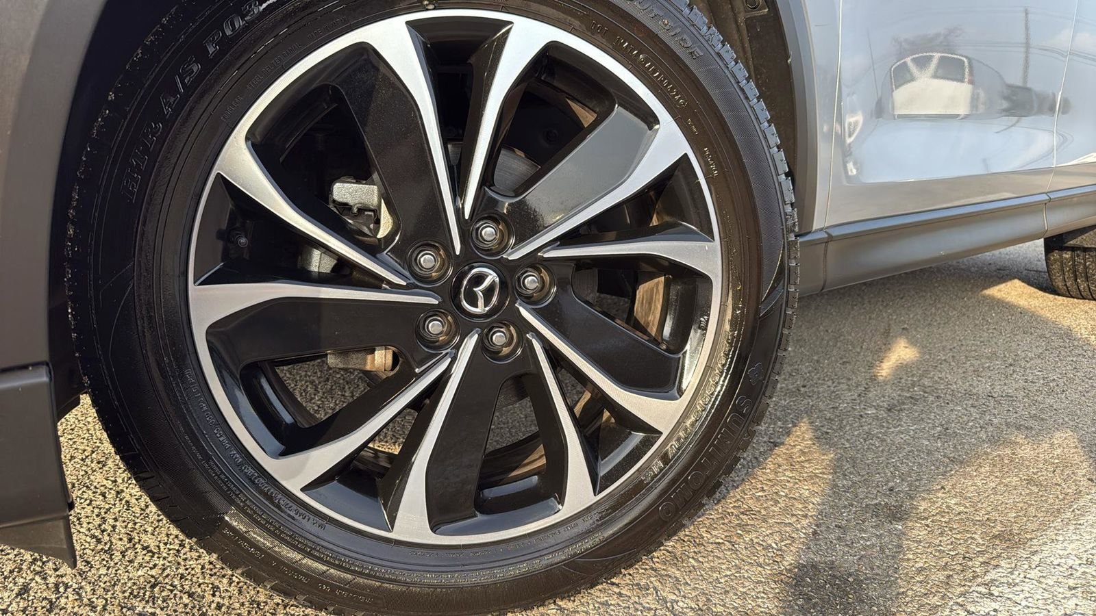 Used 2023 MAZDA CX-5 AWD 2.5 S w/ Premium Package image 9