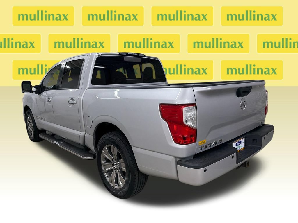 Used 2019 Nissan Titan SV w/ SV Convenience Package RWD image 10