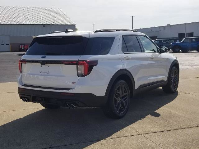 Certified 2025 Ford Explorer ST AWD/4WD image 2