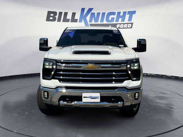 Used 2024 Chevrolet Silverado 2500 LTZ w/ LTZ Convenience Package image 8