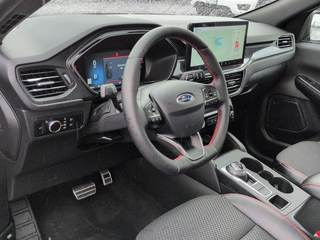 Certified 2024 Ford Escape ST-Line w/ Tech Pack #1 image 11