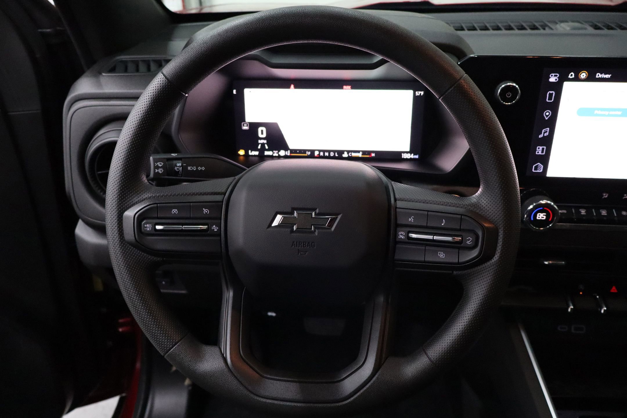 Used 2025 Chevrolet Colorado Trail Boss image 21