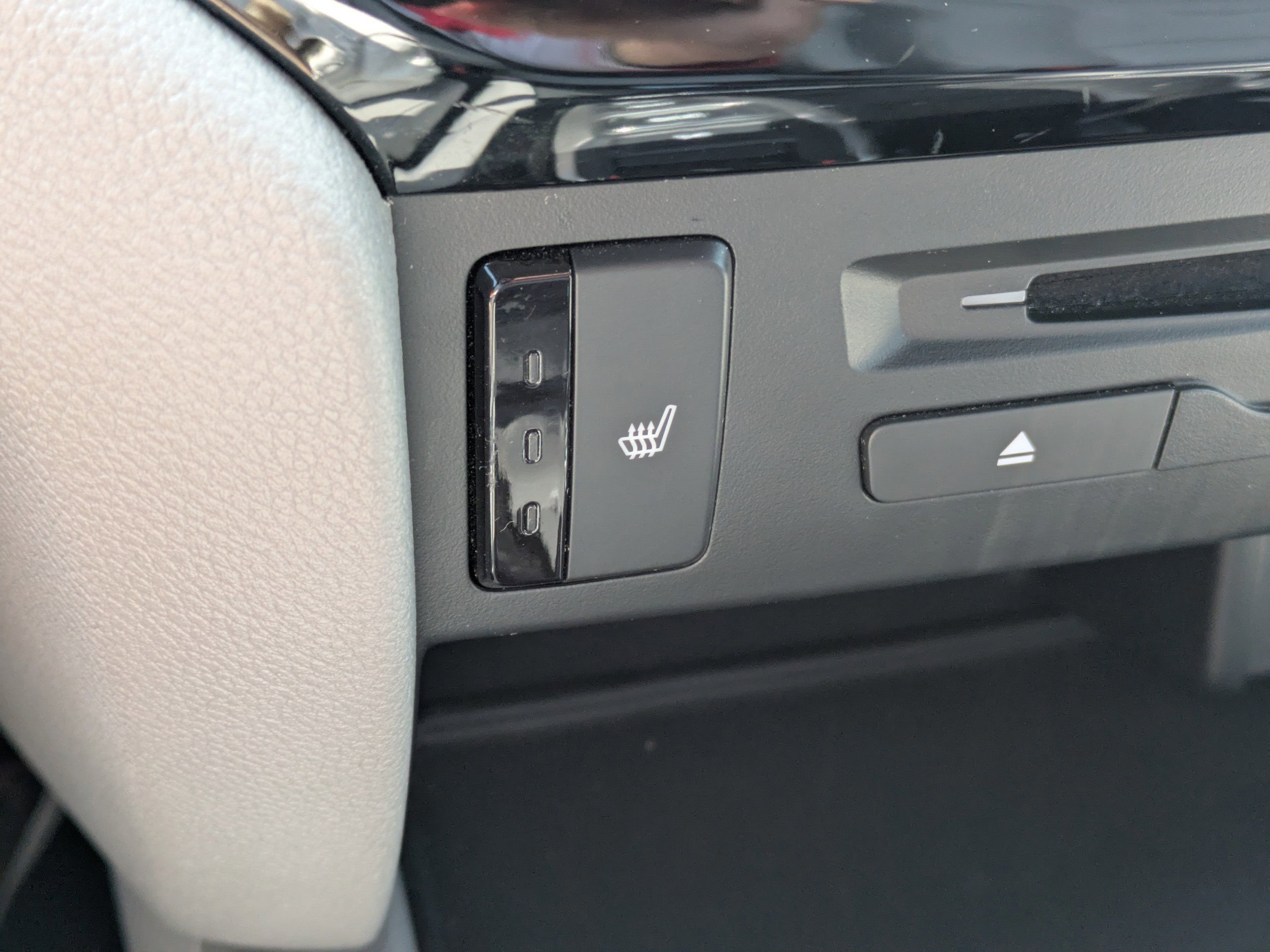 Used 2020 Honda Pilot Touring image 24