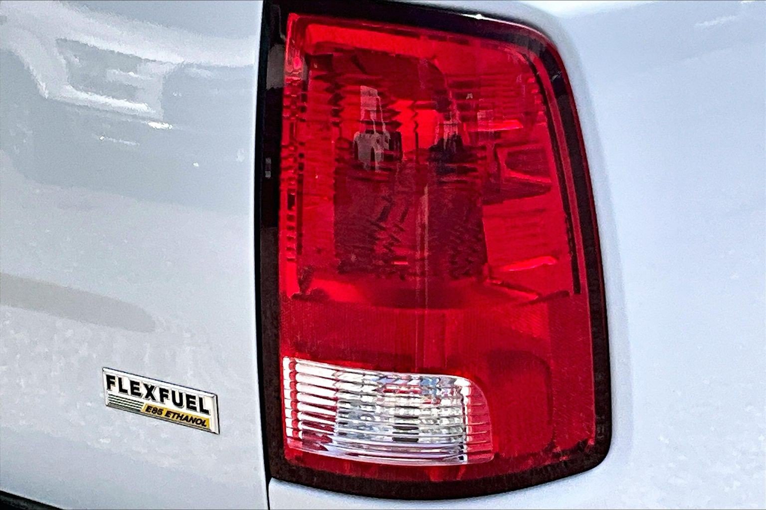 Used 2018 RAM 1500 Express RWD image 32