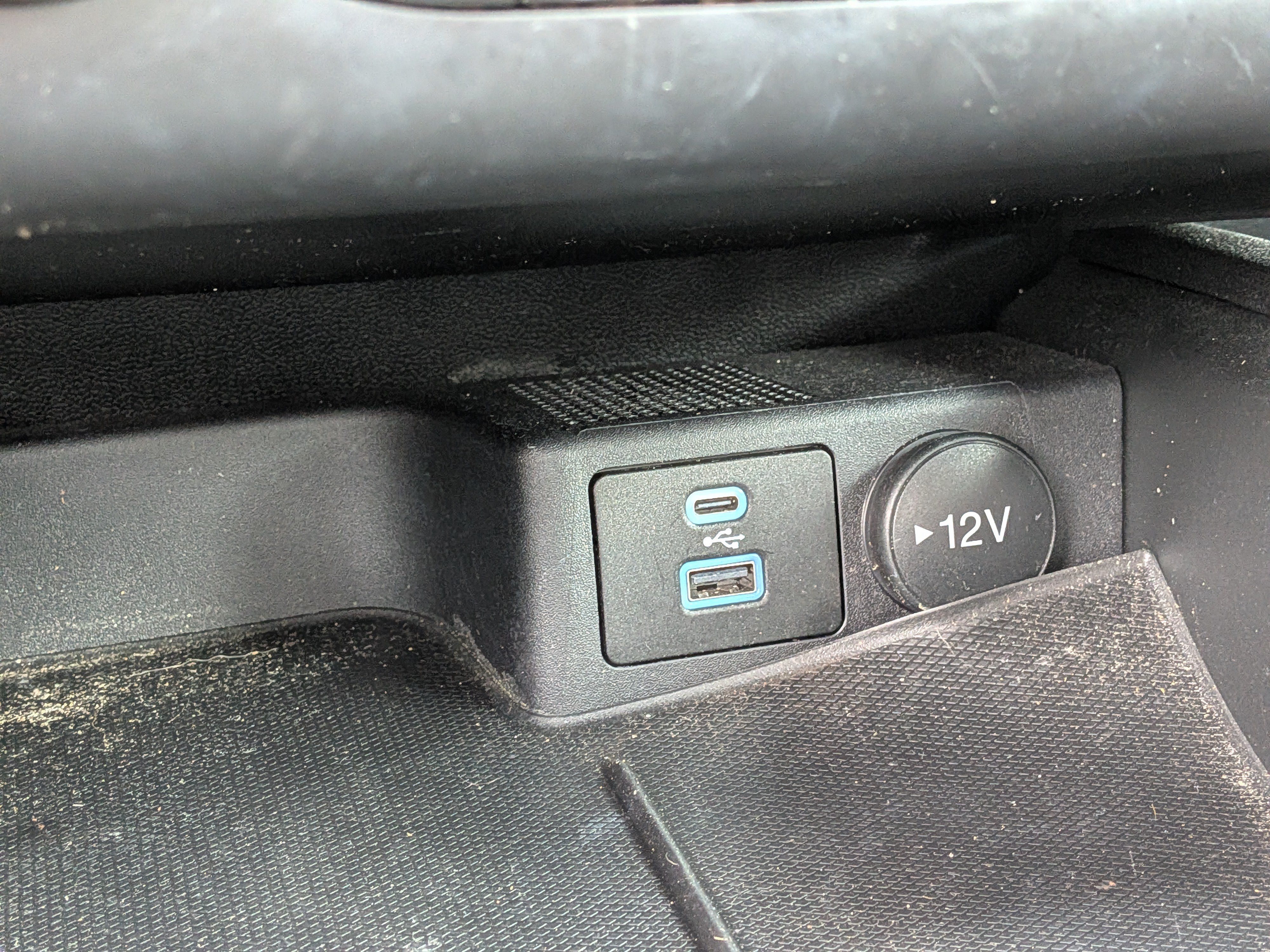 Certified 2023 Ford Escape Active AWD/4WD image 32