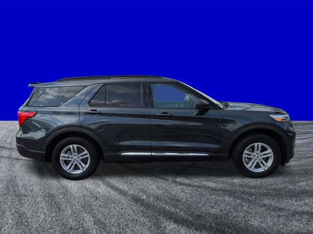 Certified 2024 Ford Explorer XLT image 6