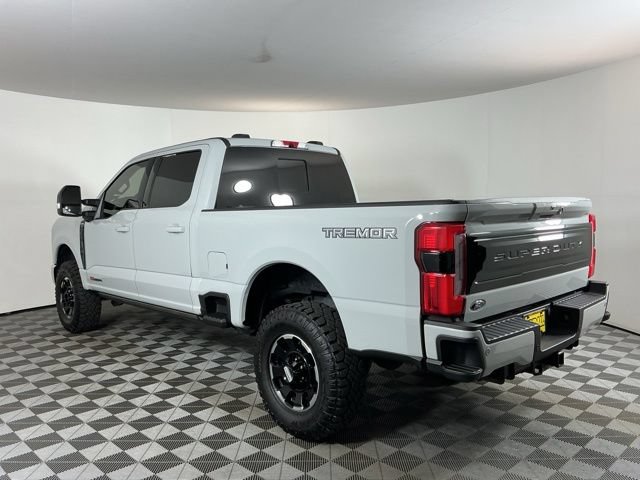 Certified 2025 Ford F350 Platinum w/ Tremor Off-Road Package AWD/4WD image 6