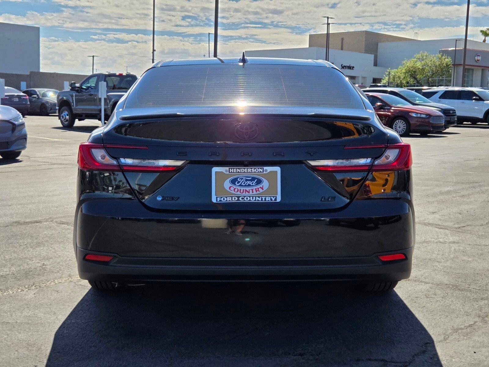 Used 2025 Toyota Camry LE w/ Convenience Package FWD image 5