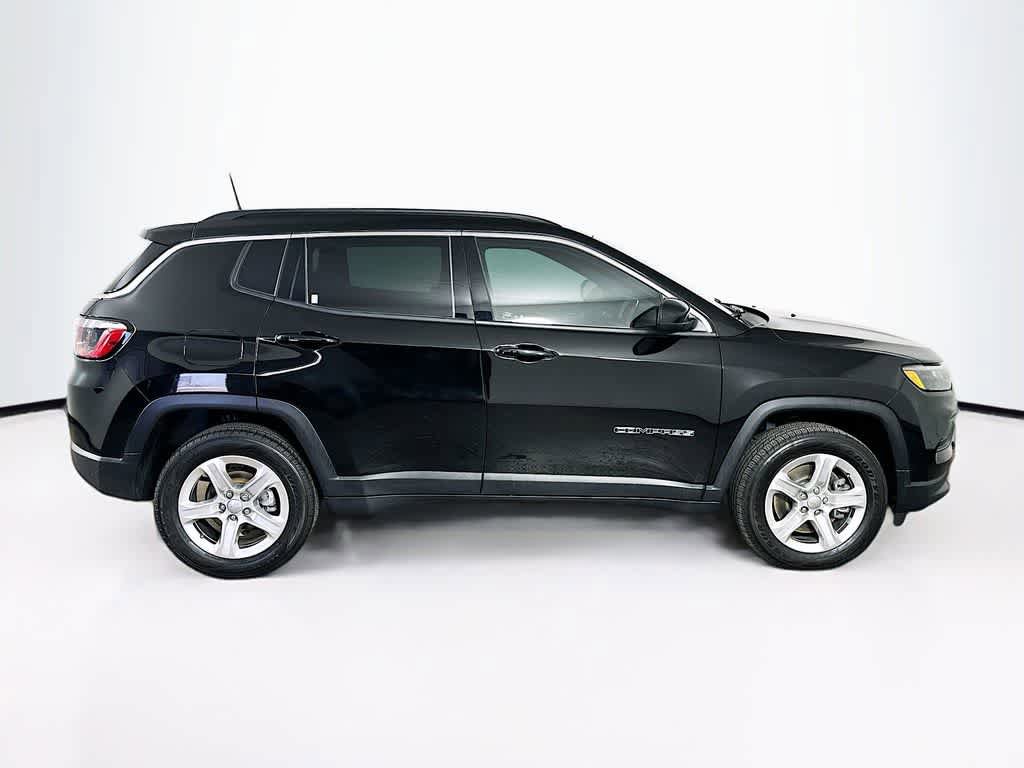 Used 2023 Jeep Compass Latitude AWD/4WD image 25