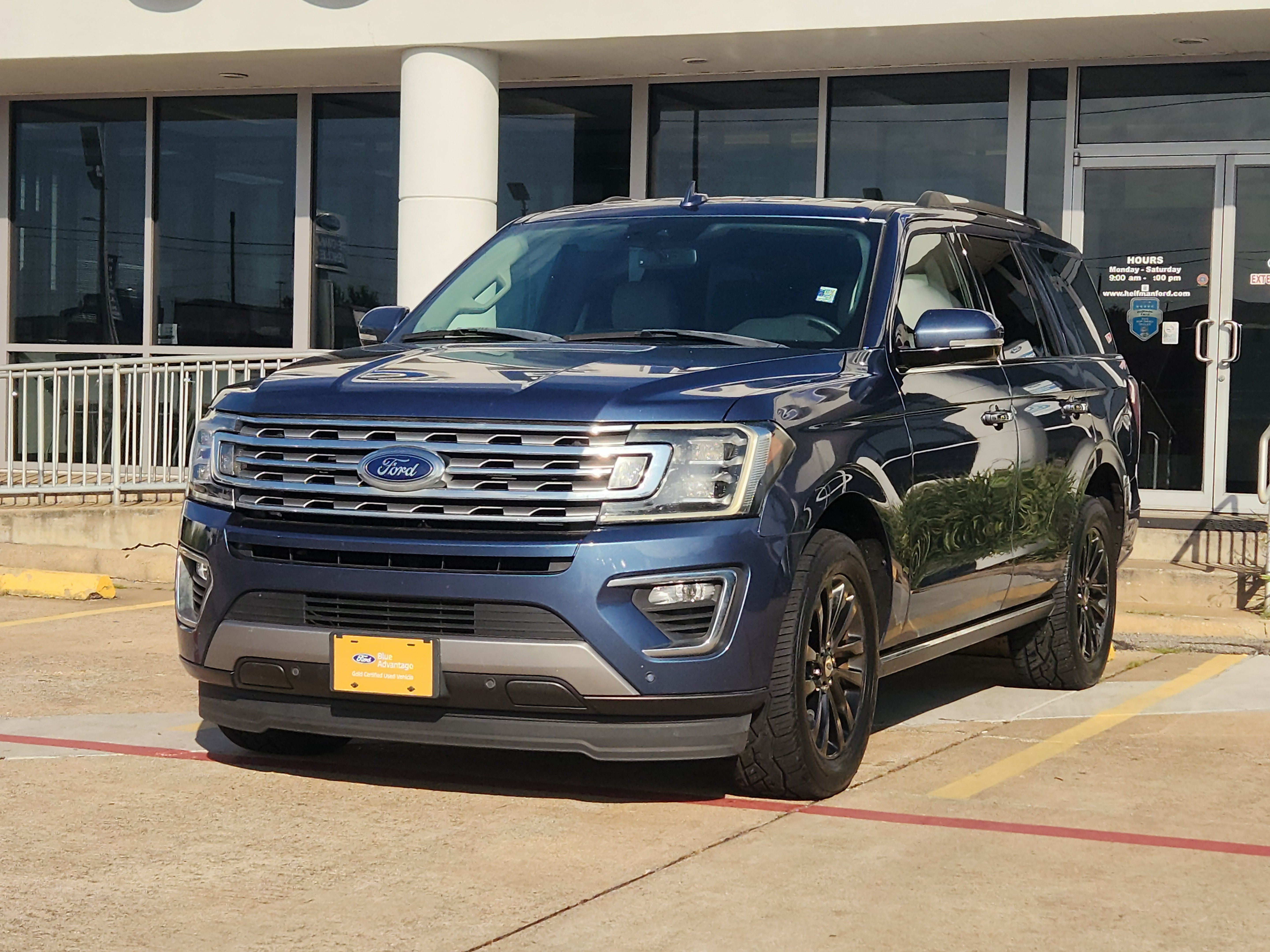 Certified 2019 Ford Expedition Limited w/ Driver Assistance Package RWD image 2