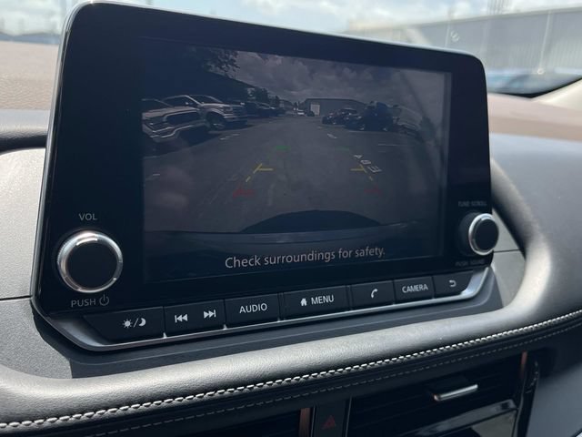 Used 2022 Nissan Rogue SV FWD image 41