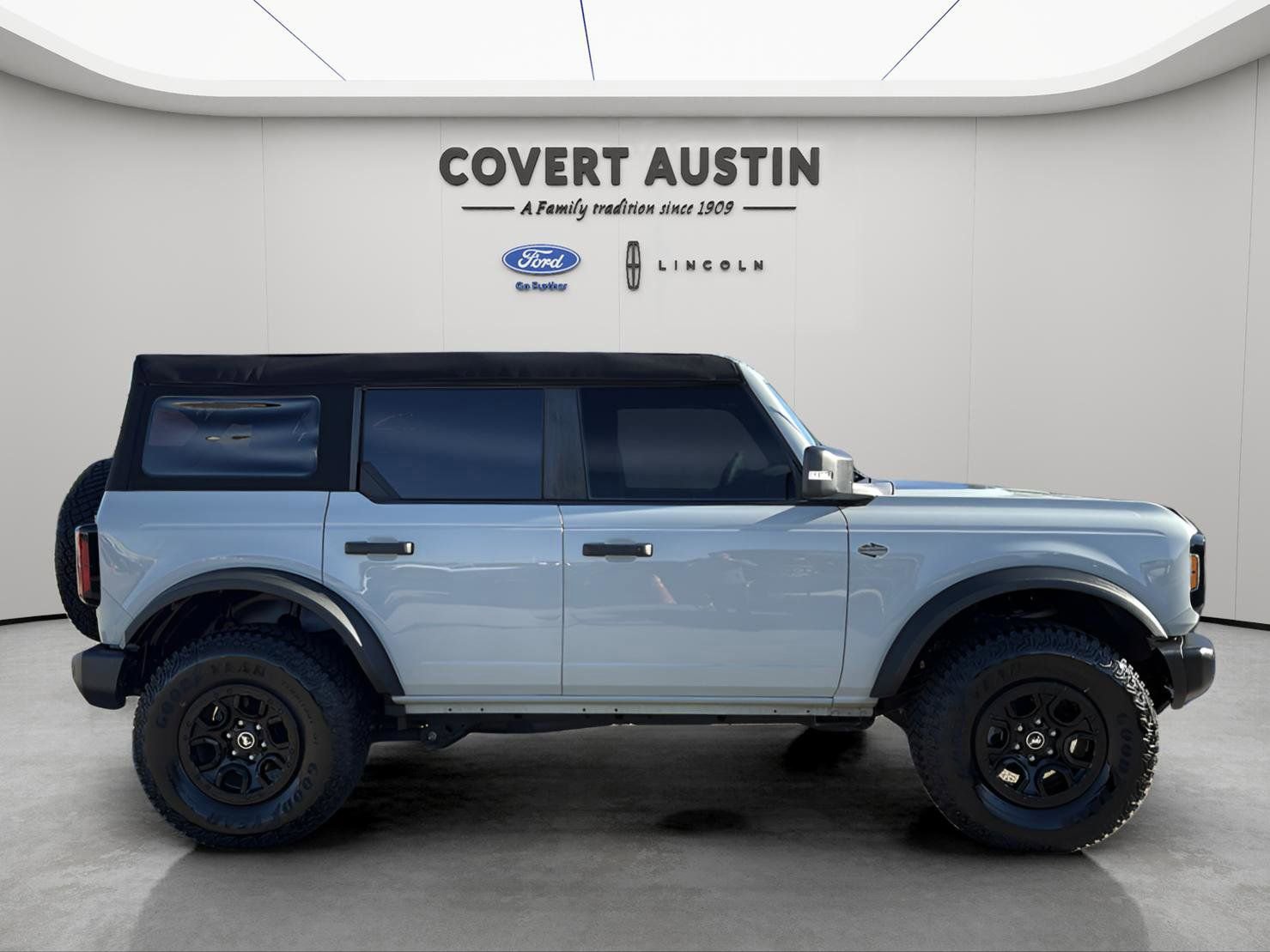 Certified 2023 Ford Bronco Wildtrak image 6