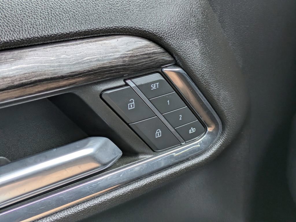 Used 2023 Chevrolet Silverado 1500 LTZ image 20