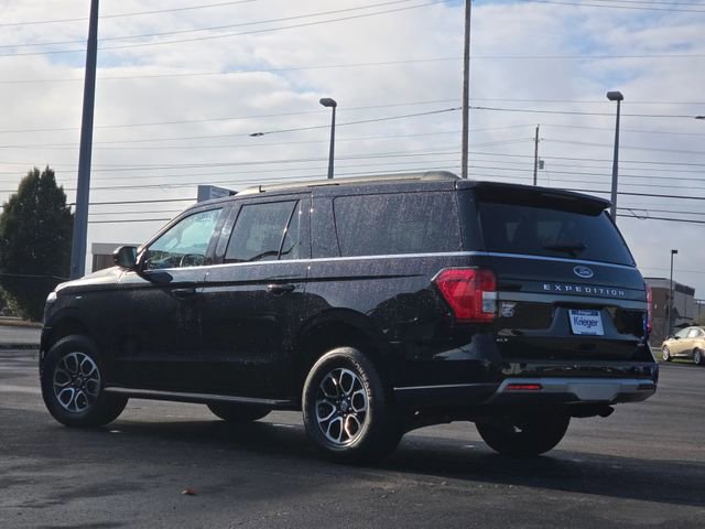 Certified 2024 Ford Expedition Max XLT image 3