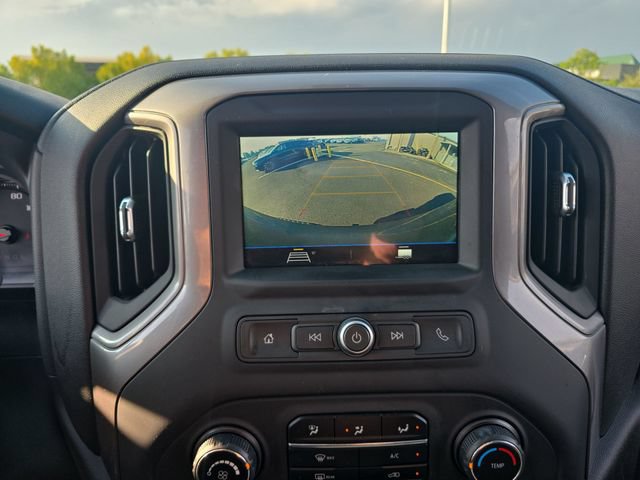 Used 2019 Chevrolet Silverado 1500 Custom Trail Boss AWD/4WD image 17