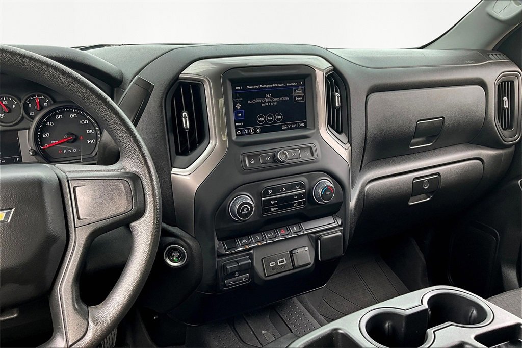 Used 2024 Chevrolet Silverado 1500 Custom image 8