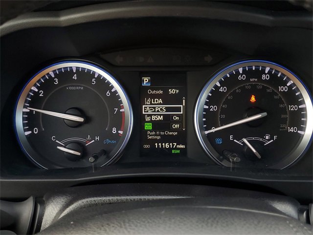 Used 2019 Toyota Highlander XLE image 16