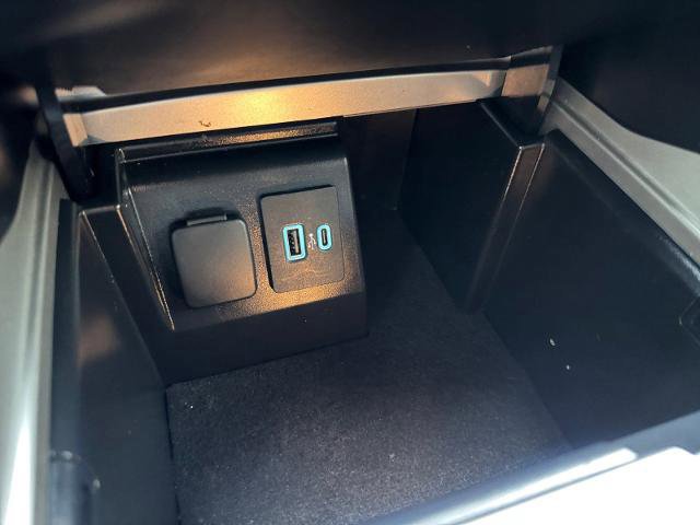 Certified 2023 Ford Explorer Limited w/ Limited Technology Package image 25