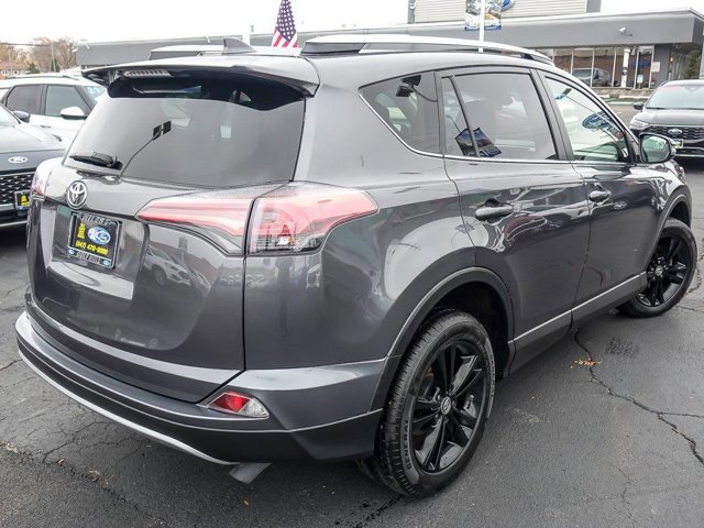 Used 2018 Toyota RAV4 XLE image 9