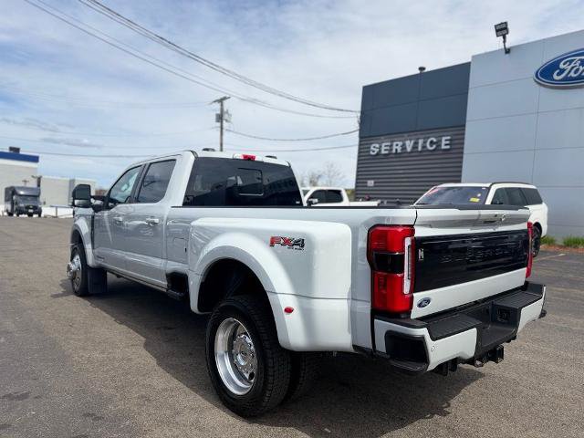 Certified 2025 Ford F450 Platinum w/ FX4 Off-Road Package AWD/4WD image 5