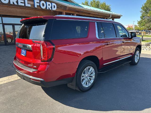 Used 2023 GMC Yukon XL SLT w/ SLT Luxury Package AWD/4WD image 8