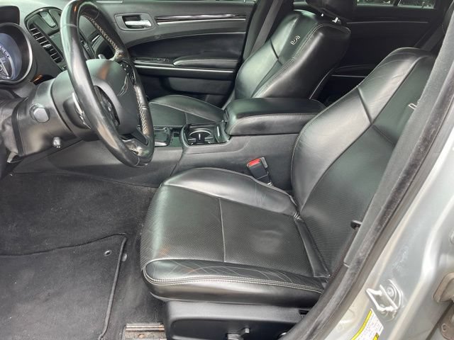 Used 2021 Chrysler 300 S w/ S Model Appearance Package RWD image 16