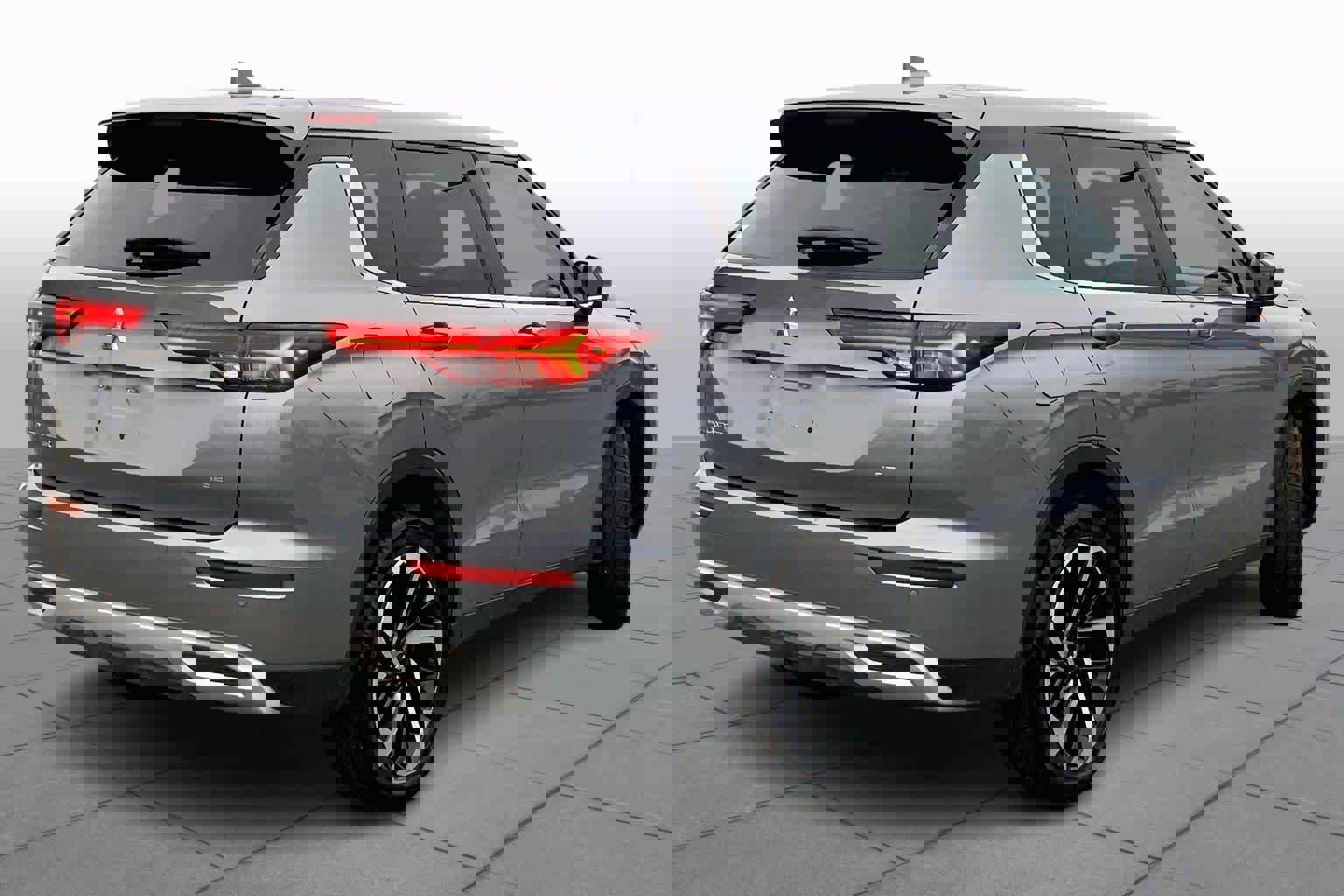 Used 2024 Mitsubishi Outlander SE image 3