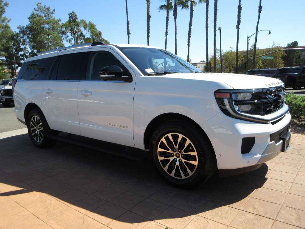 Certified 2025 Ford Expedition Max Platinum AWD/4WD image 7
