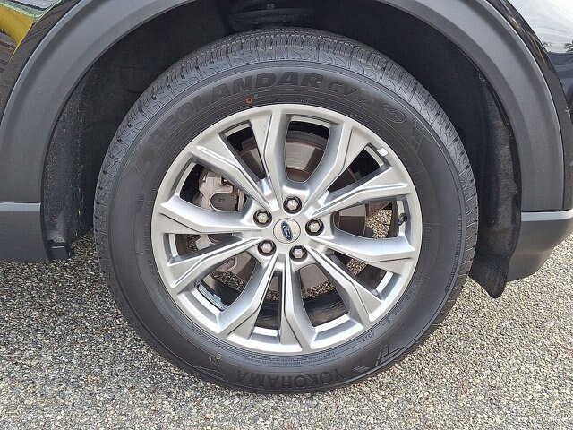 Certified 2024 Ford Explorer XLT w/ Equipment Group 202A AWD/4WD image 25