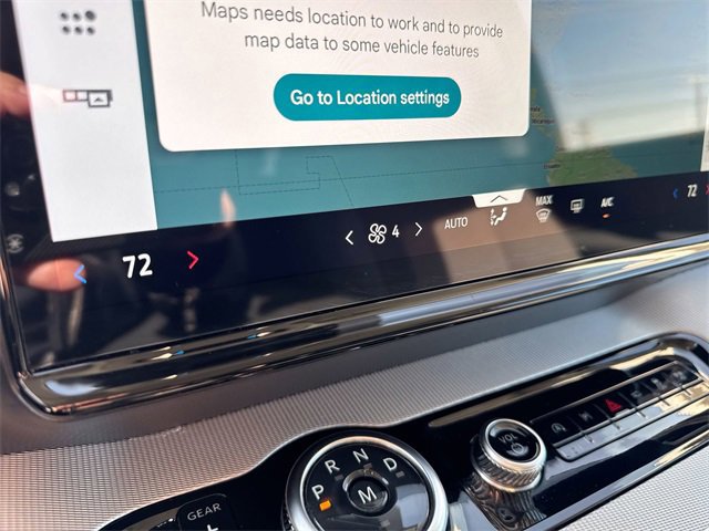 Certified 2025 Ford Expedition Active image 22