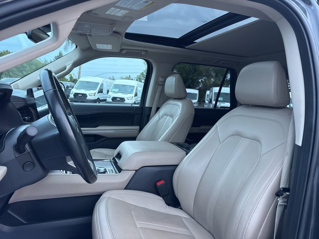 Certified 2023 Ford Expedition Limited image 24