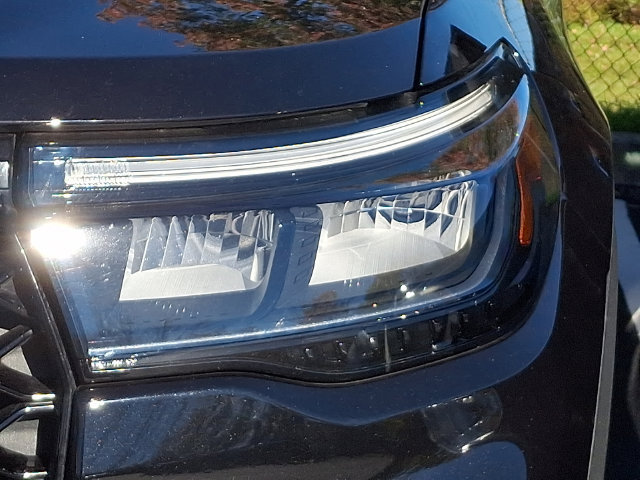 Certified 2025 Ford Explorer ST AWD/4WD image 7