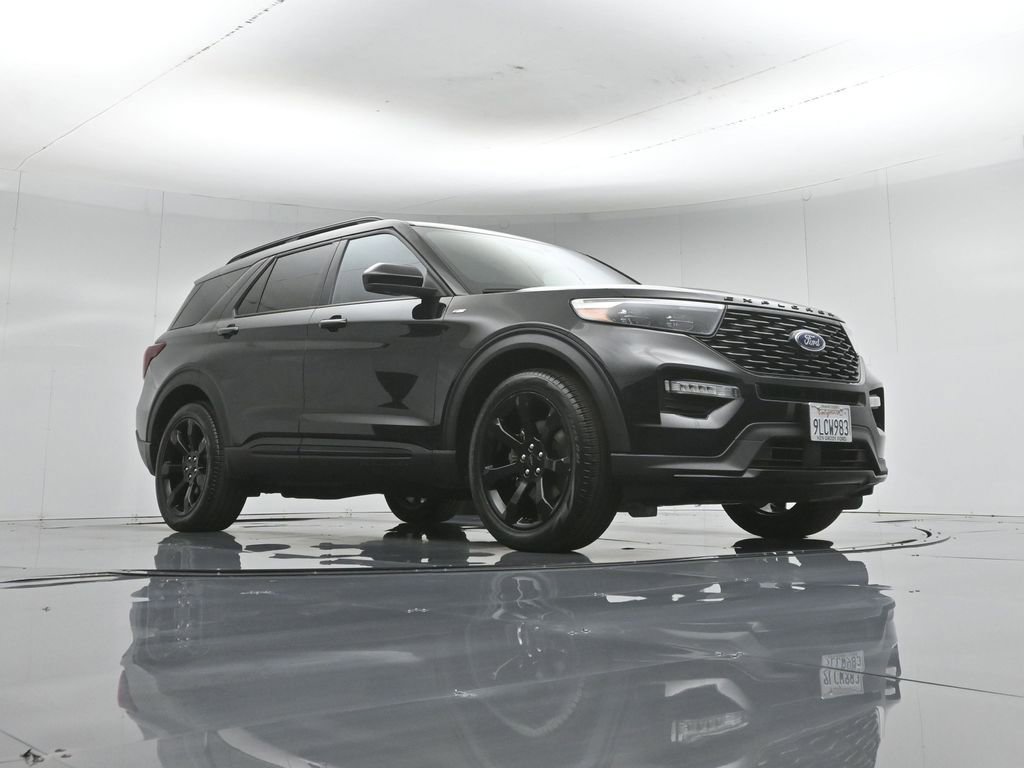 Certified 2024 Ford Explorer ST-Line w/ Class IV Trailer Tow Package RWD image 50