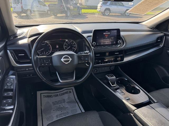 Used 2025 Nissan Rogue SV FWD image 17