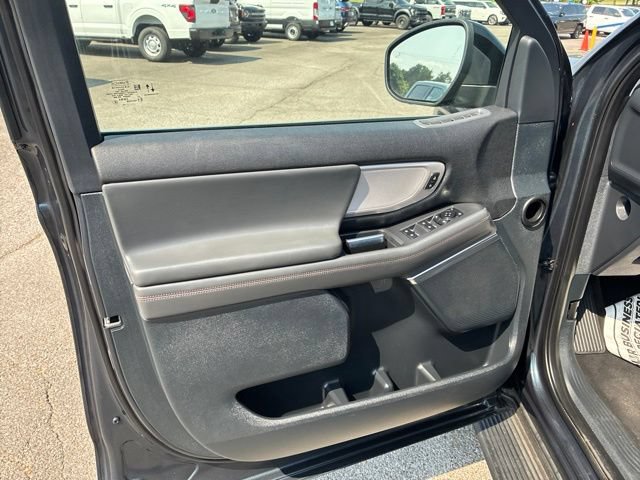 Certified 2025 Ford Expedition Active RWD image 82