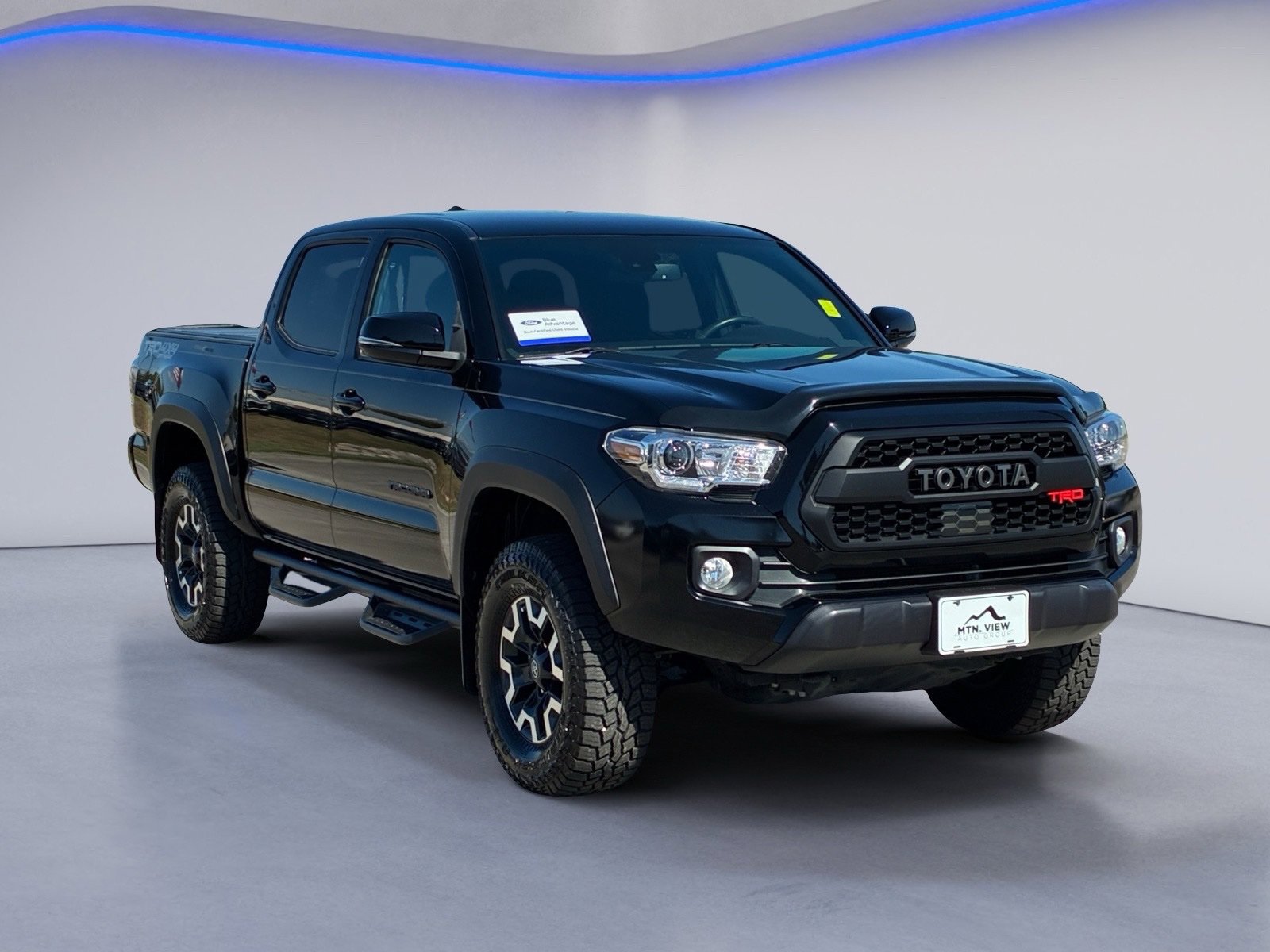Used 2023 Toyota Tacoma TRD Off-Road w/ Technology Package AWD/4WD image 5