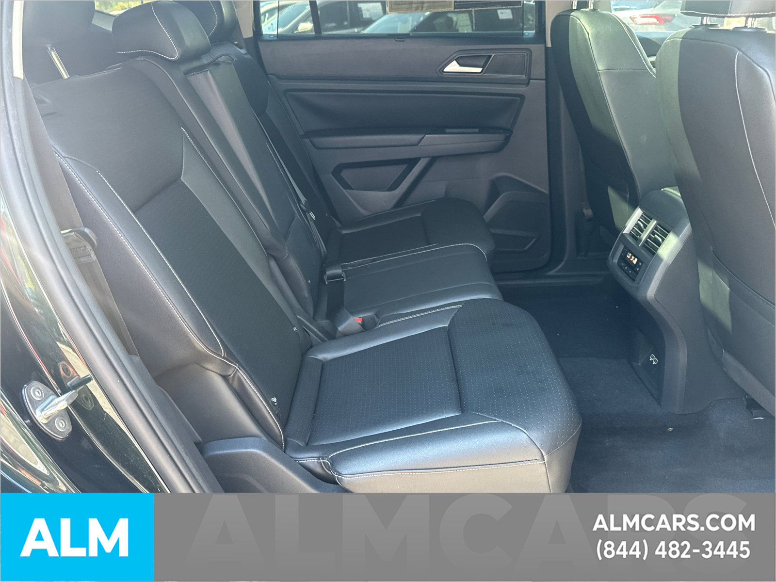 Used 2021 Volkswagen Atlas SE w/ Panoramic Sunroof Package FWD image 17