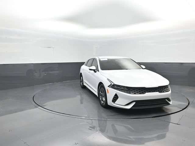 Used 2023 Kia K5 LXS FWD image 3