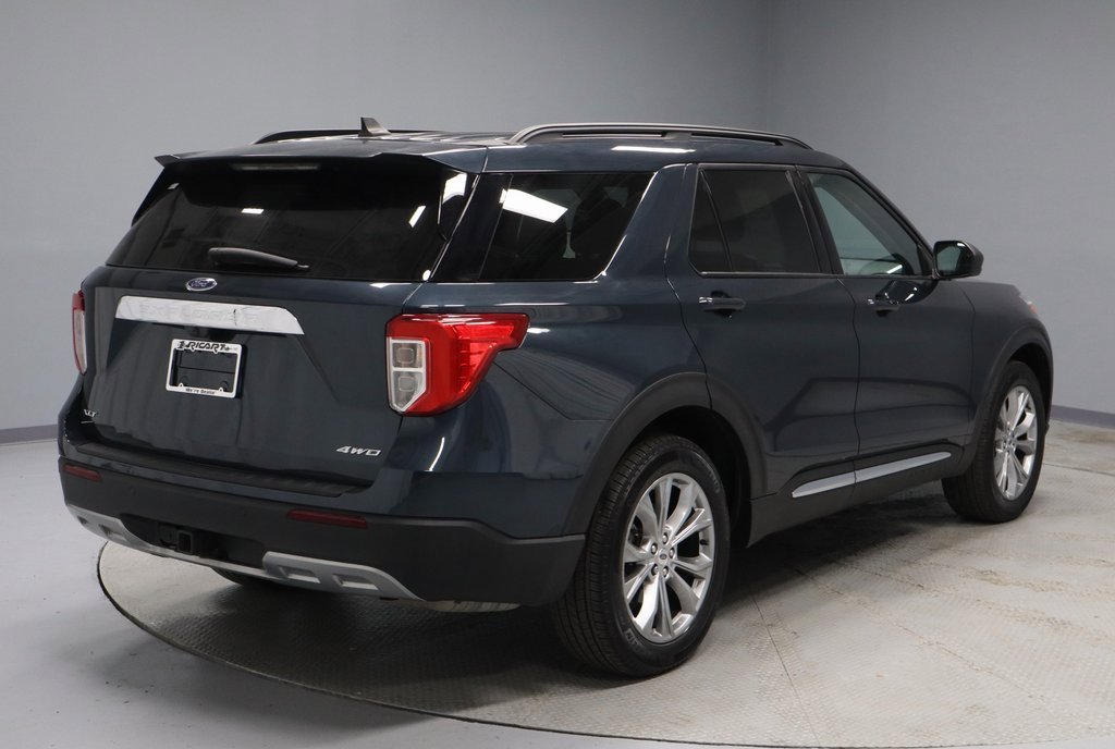 Certified 2023 Ford Explorer XLT w/ Equipment Group 202A image 11