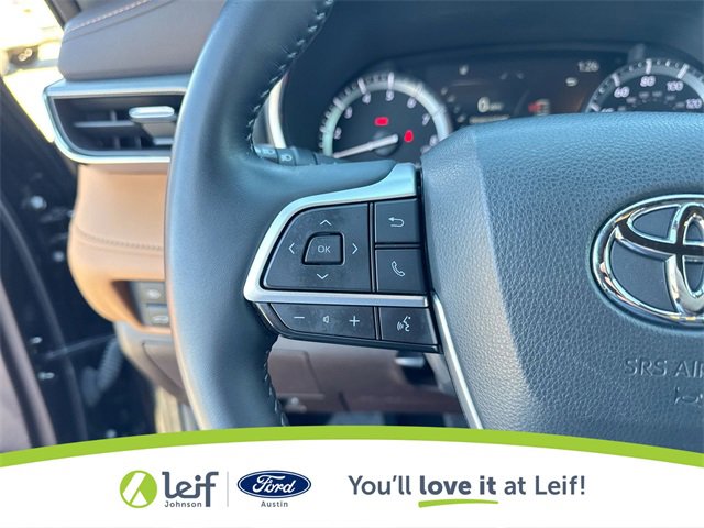 Used 2022 Toyota Highlander Platinum image 32