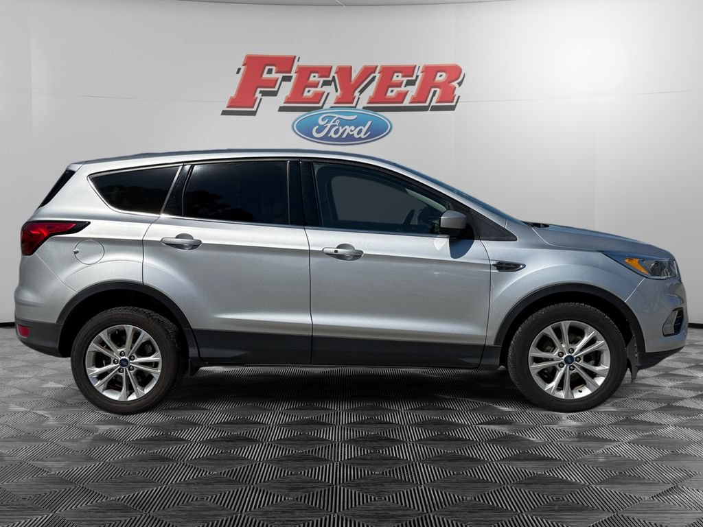 Certified 2019 Ford Escape SE FWD image 6