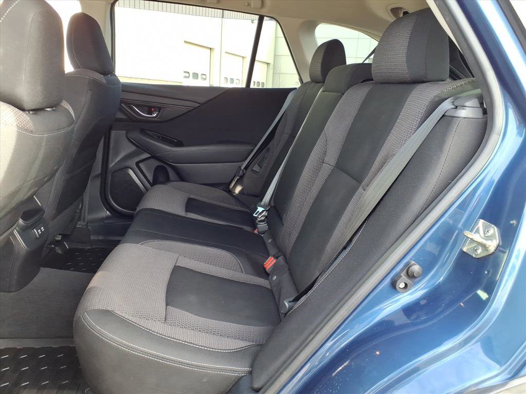 Used 2020 Subaru Outback Premium image 9
