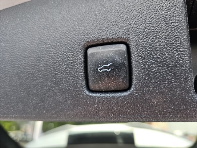 Certified 2023 Ford Escape ST-Line w/ Cold Weather Package FWD image 15