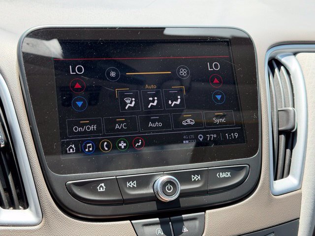 Used 2024 Chevrolet Malibu LT FWD image 21